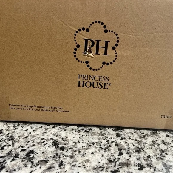 Princess House Signature 4- Quart Flan Pan